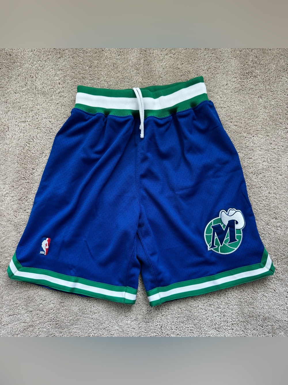 Mitchell & Ness Dallas Mavericks 1998-99 Authentic Shorts Men Sz Small NEW